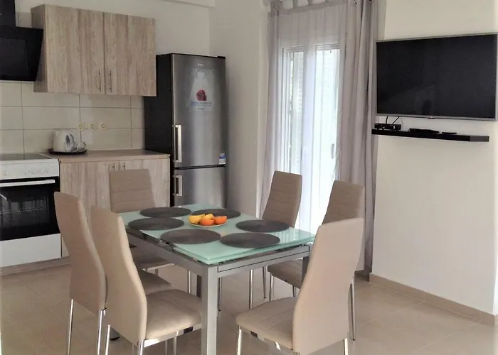 Lounge House